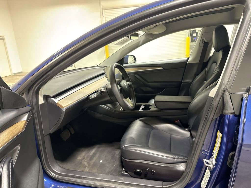 Used 2022 Tesla Model 3 image 20