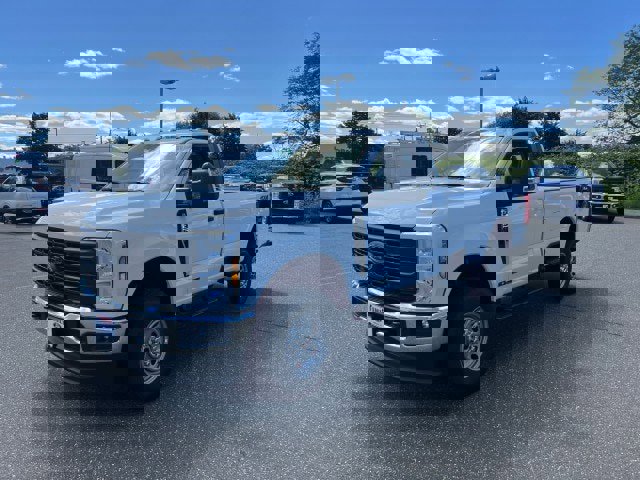 New 2026 Ford F350 XL image 3