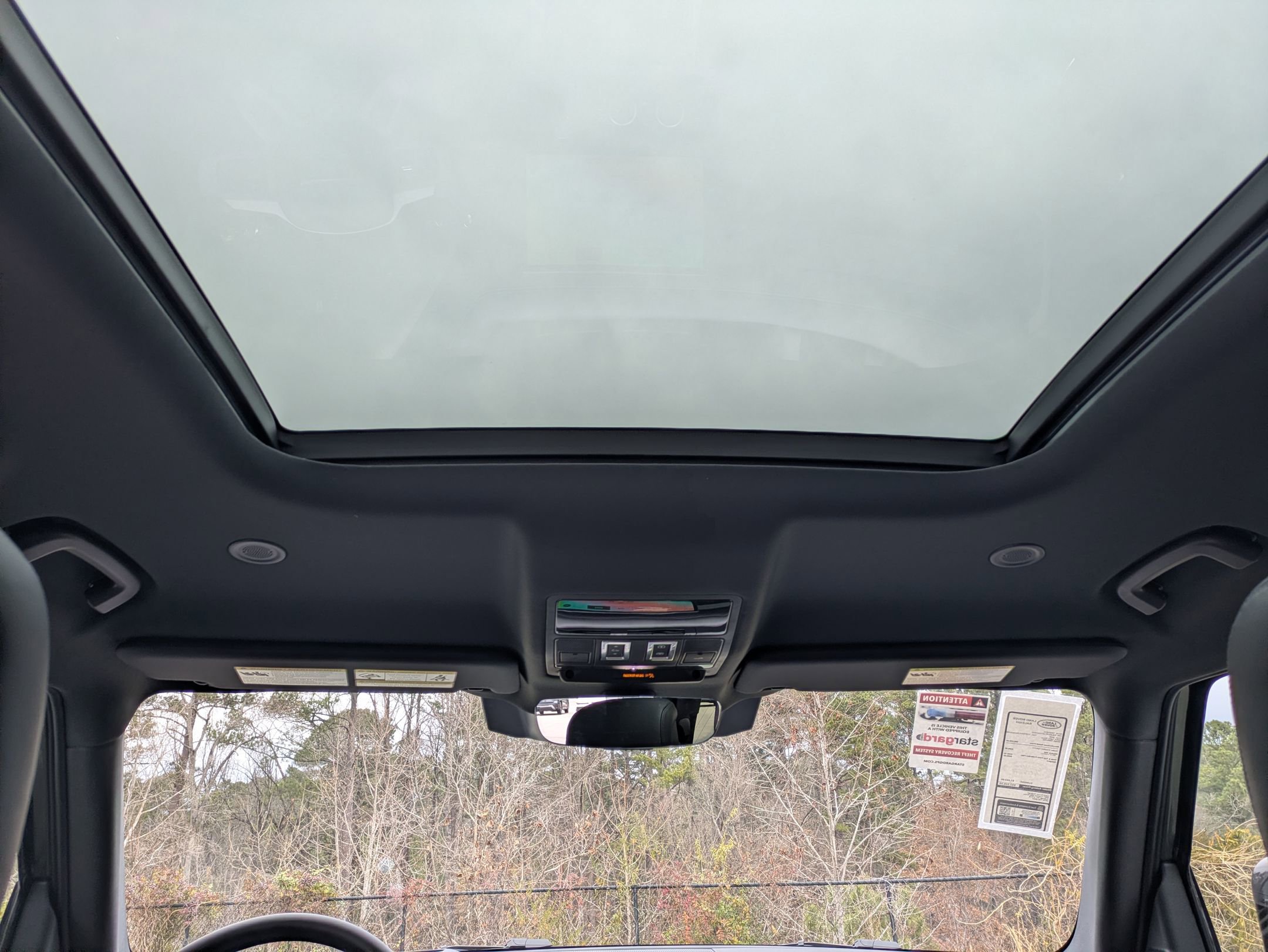 New 2026 Land Rover Defender 110 X-Dynamic SE image 26