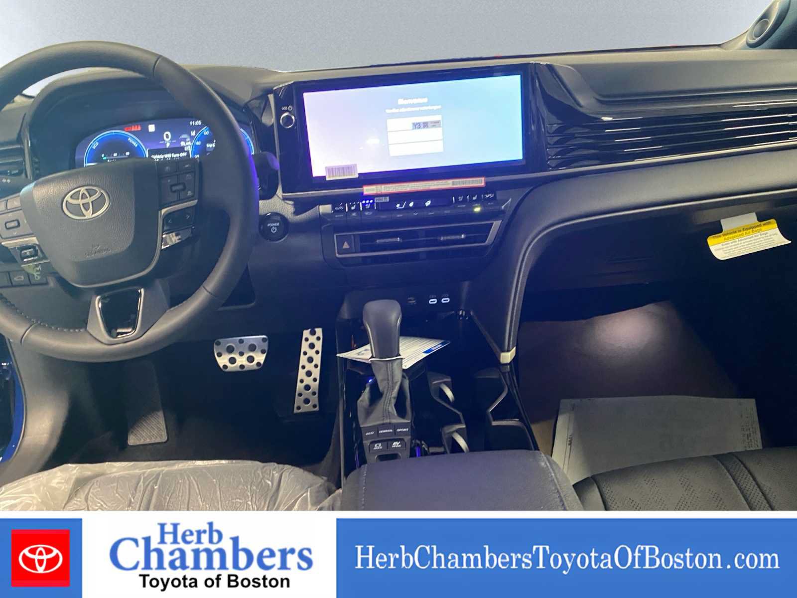 New 2026 Toyota Camry XSE w/ Premium Package AWD/4WD image 16