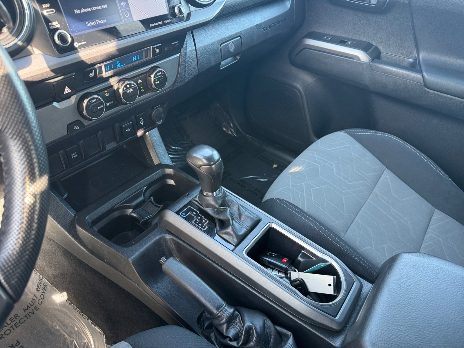 Used 2022 Toyota Tacoma TRD Sport w/ TRD Premium Sport Package image 13