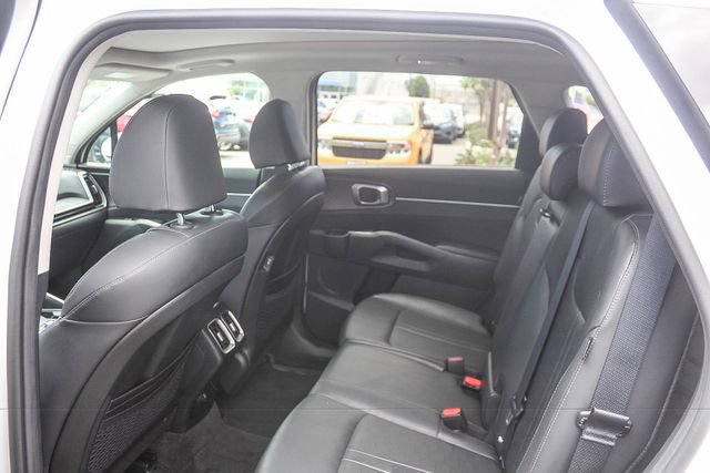 Used 2024 Kia Sorento S w/ Panoramic Sunroof Package AWD/4WD image 23