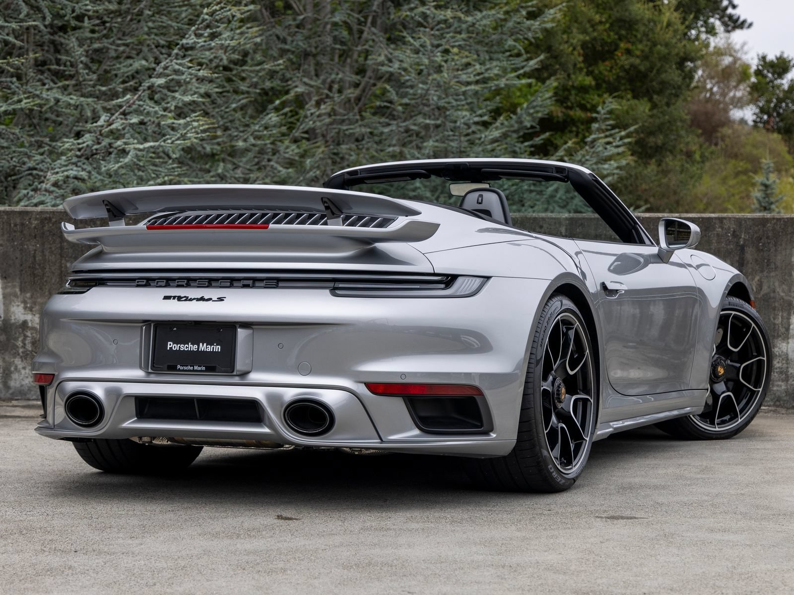 Certified 2025 Porsche 911 Turbo S AWD/4WD image 11