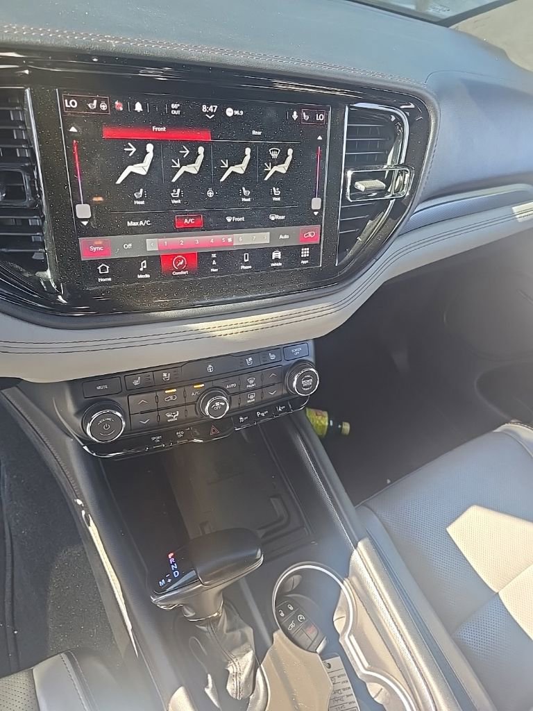 Used 2022 Dodge Durango R/T AWD/4WD image 4