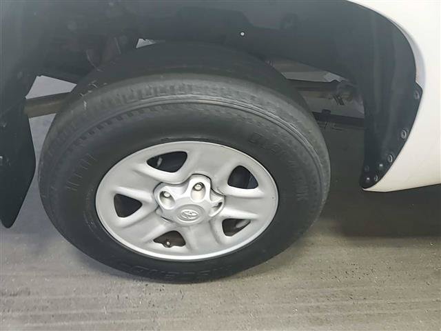 Used 2019 Toyota Tundra SR5 w/ SR5 Upgrade Package RWD image 17