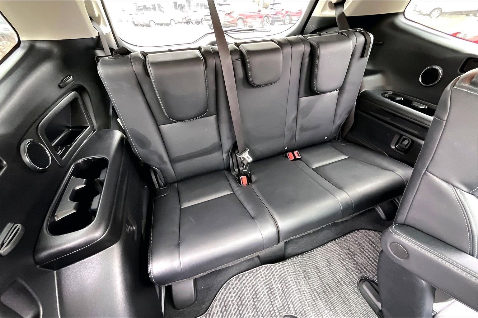 Used 2024 Subaru Ascent Limited w/ Technology Package image 29