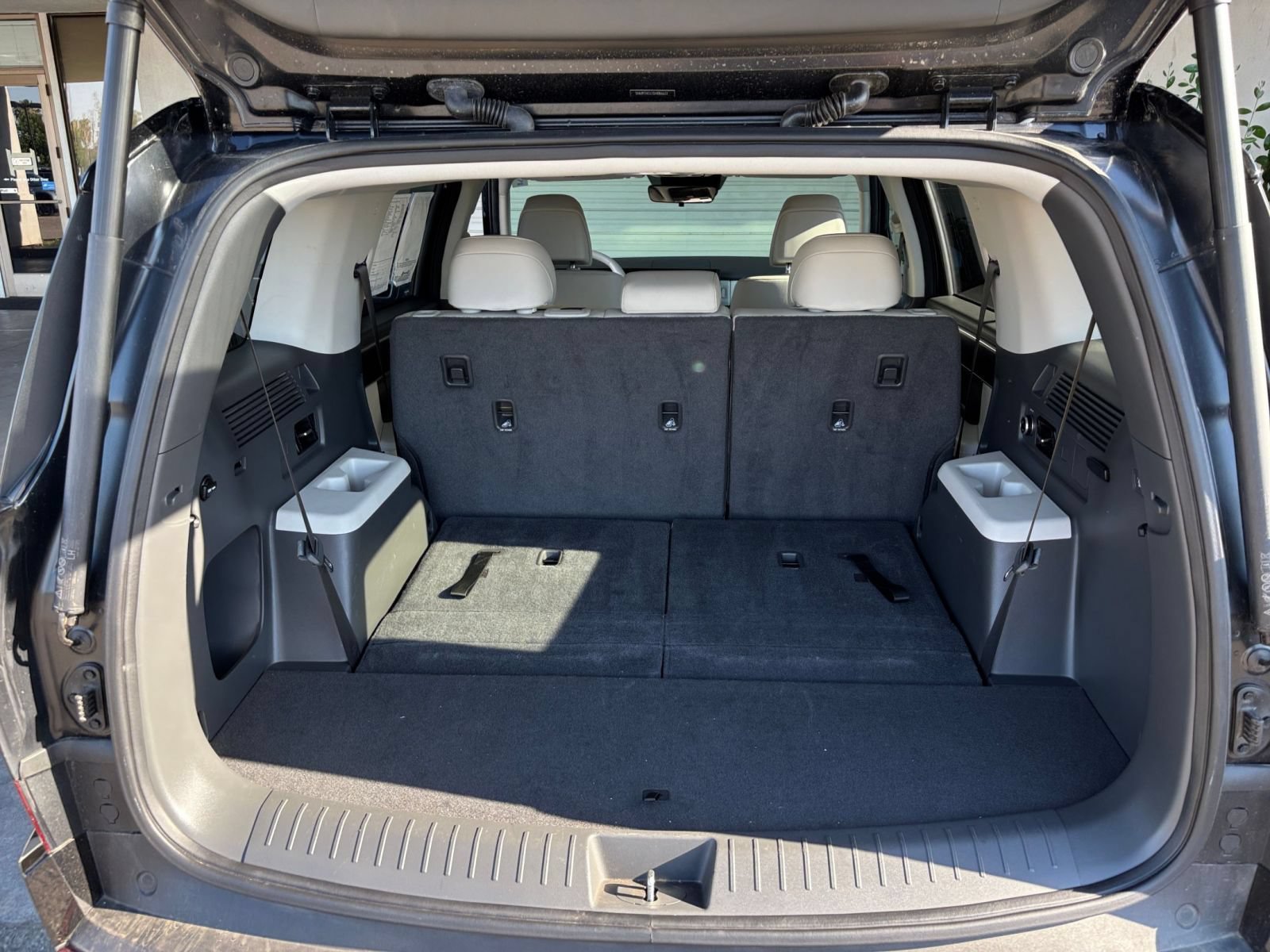 Used 2025 Hyundai Santa Fe SEL FWD image 34