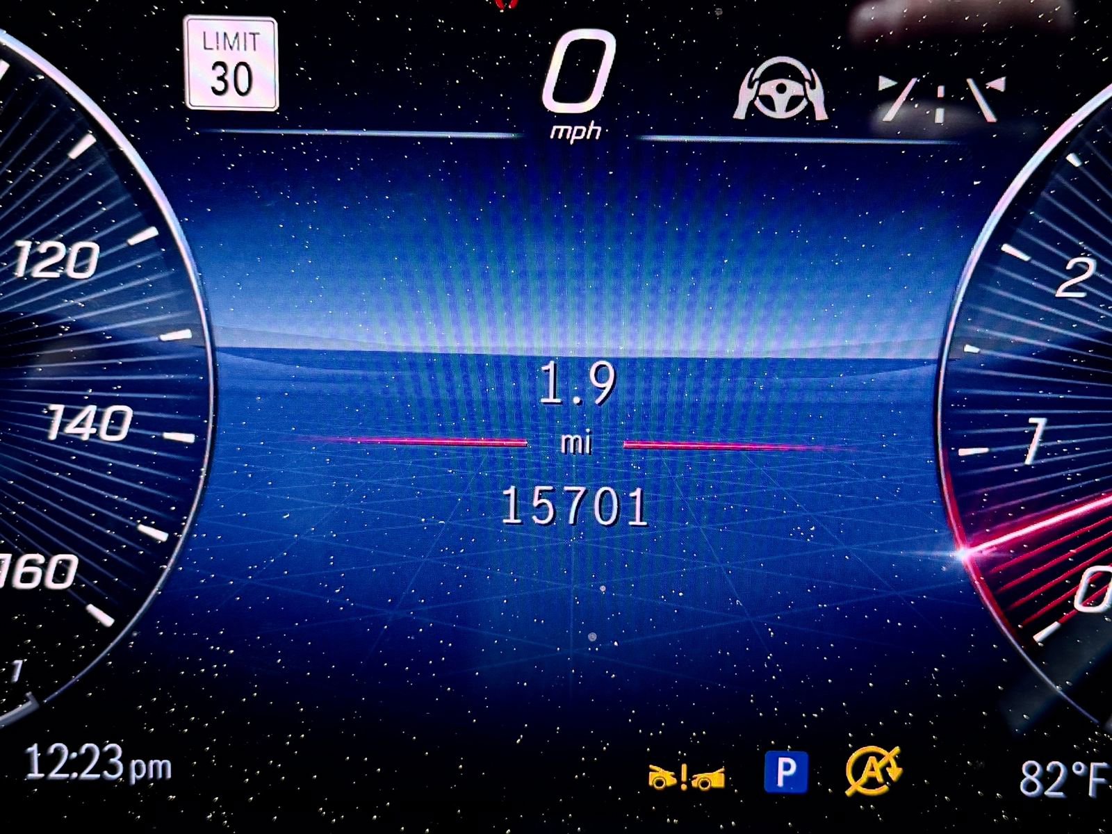 Used 2024 Mercedes-Benz GLS 450 4MATIC image 28