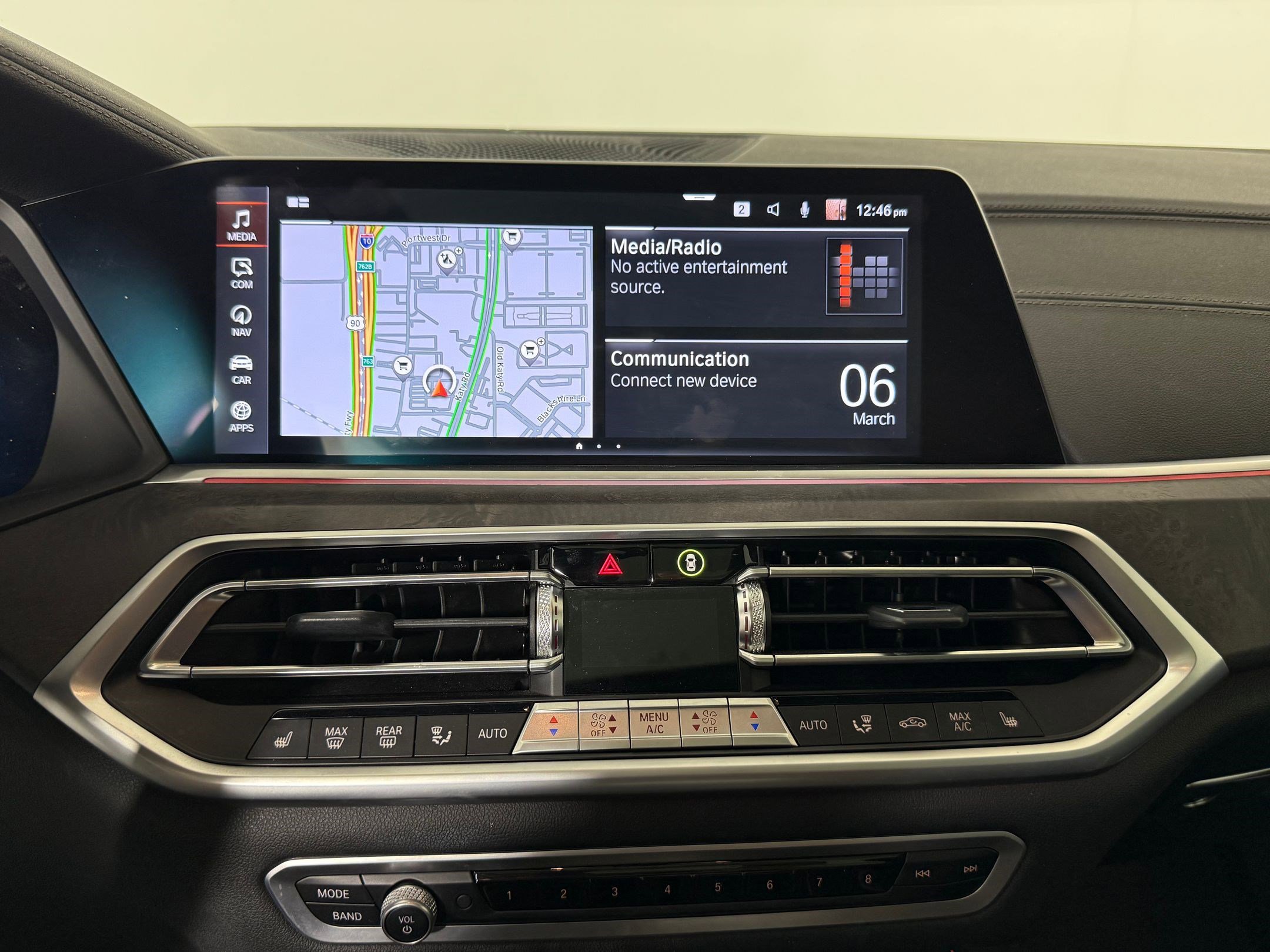 Used 2022 BMW X5 xDrive45e w/ M Sport Package image 23