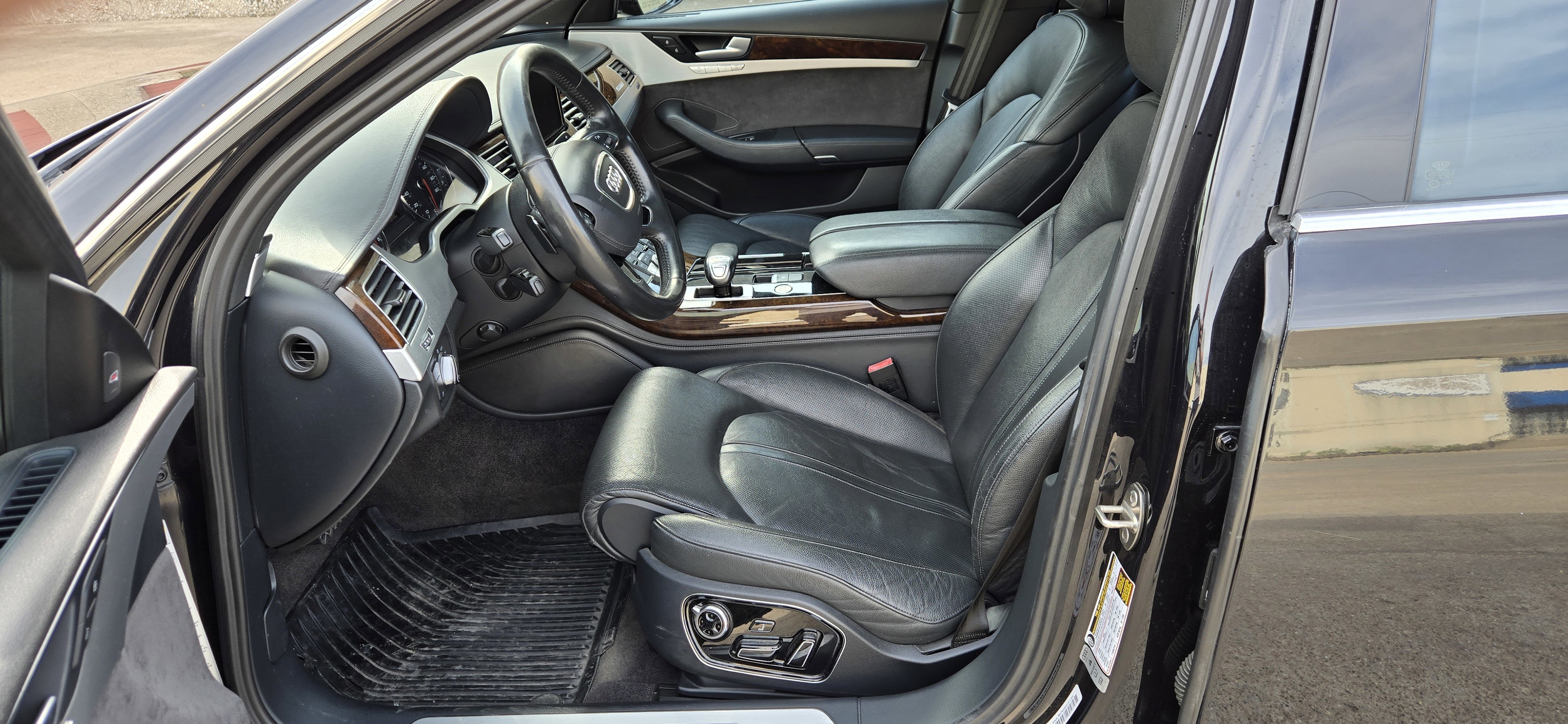 Used 2014 Audi A8 L 3.0T w/ Premium Package image 15