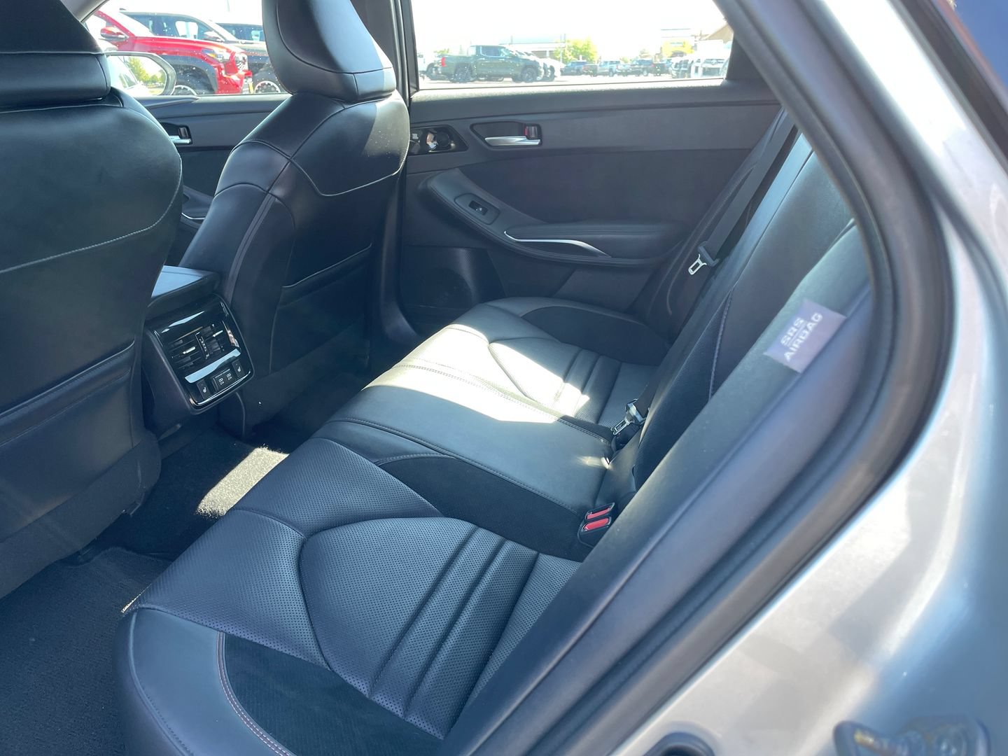 Used 2019 Toyota Avalon Touring w/ All Weather Liner Package FWD image 10