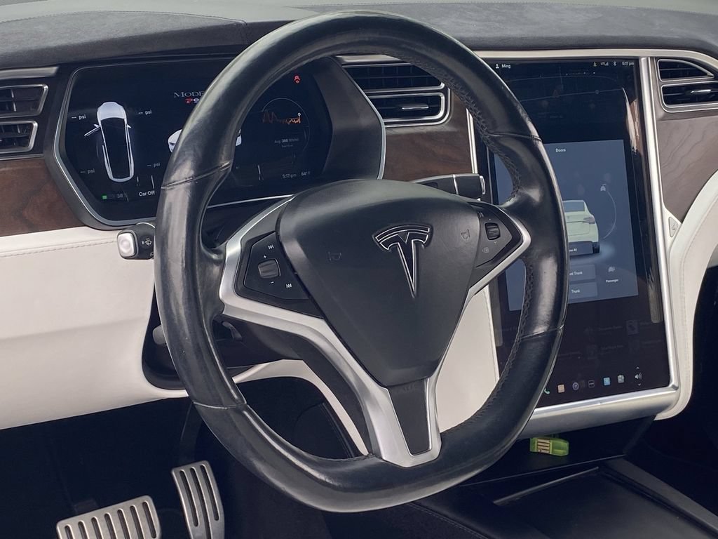 Used 2016 Tesla Model X Performance AWD/4WD image 23