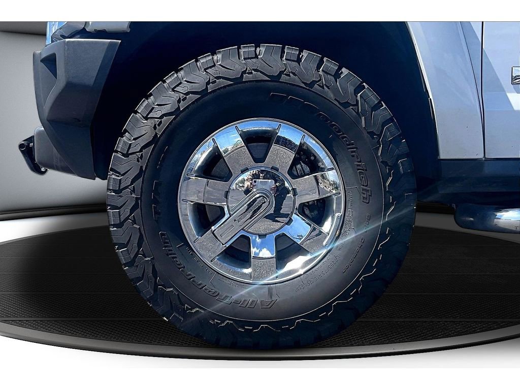 Used 2007 HUMMER H3 image 10