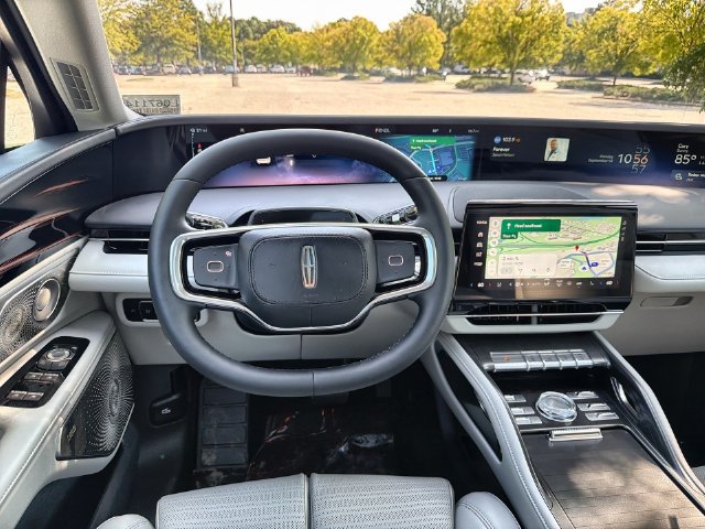 New 2026 Lincoln Nautilus Reserve AWD/4WD image 14