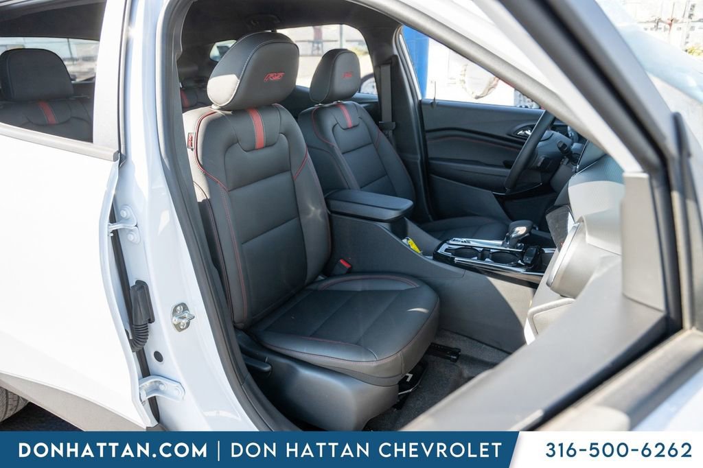 New 2026 Chevrolet Trax RS w/ Driver Confidence Package image 28