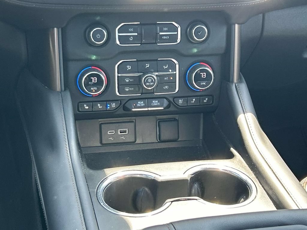 Used 2023 Chevrolet Tahoe High Country AWD/4WD image 16