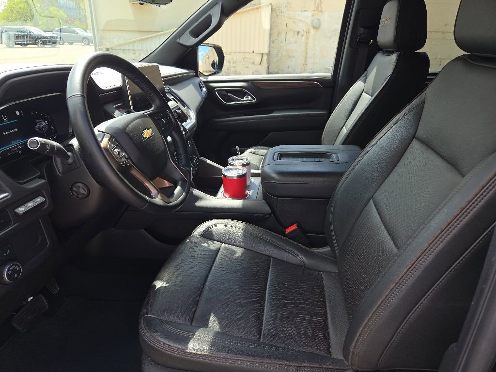 Used 2023 Chevrolet Tahoe High Country AWD/4WD image 7