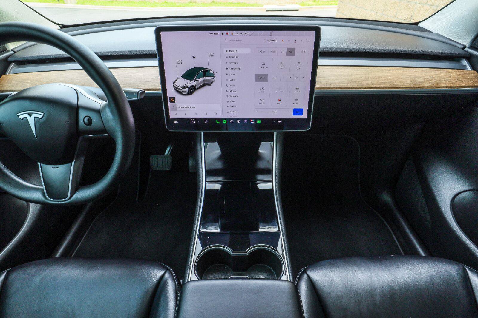 Used 2020 Tesla Model Y Long Range AWD/4WD image 25