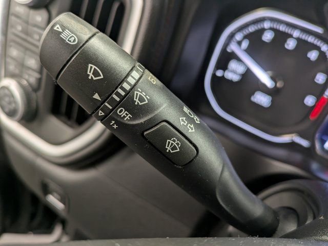 Used 2020 GMC Sierra 1500 AT4 w/ AT4 Premium Package image 17