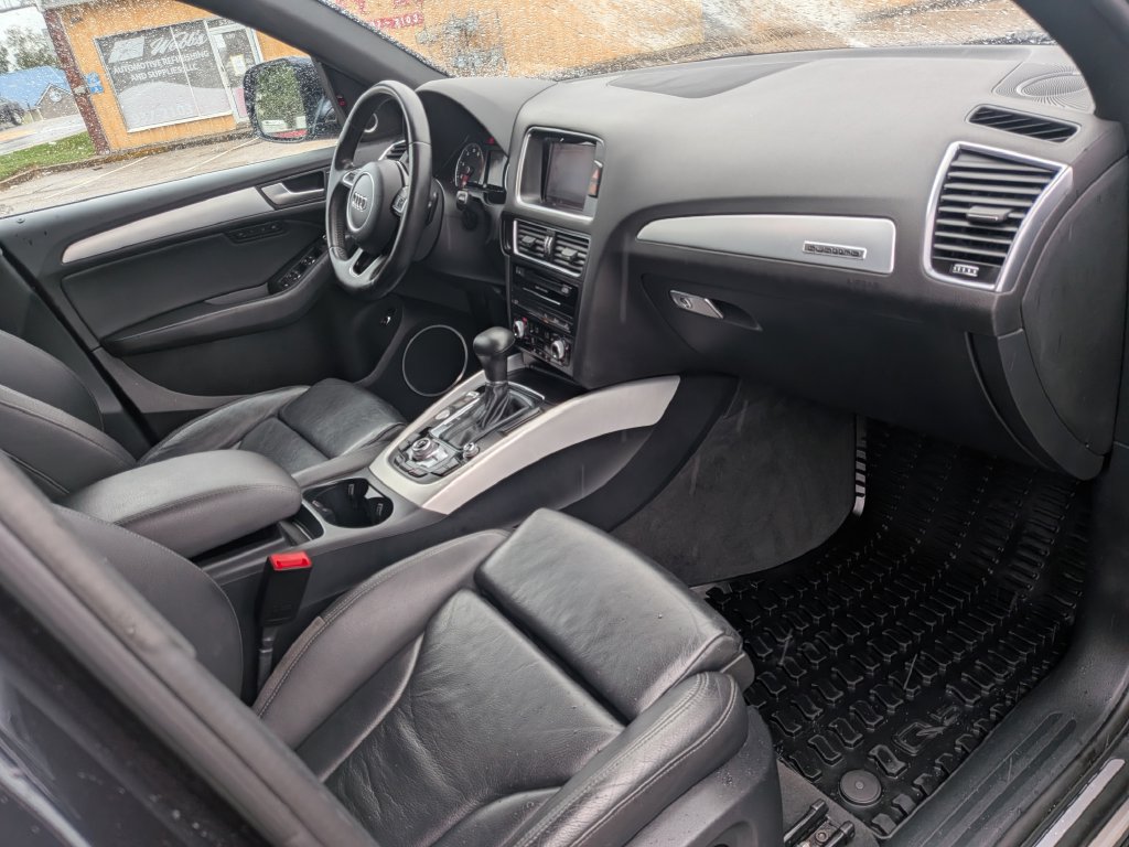 Used 2017 Audi Q5 2.0T Premium Plus AWD/4WD image 25