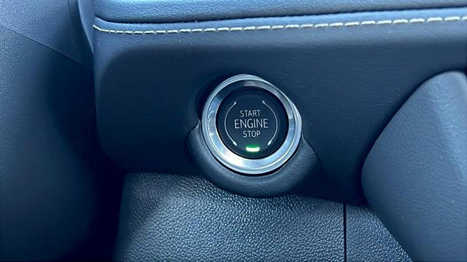 New 2026 Chevrolet Suburban Premier image 30