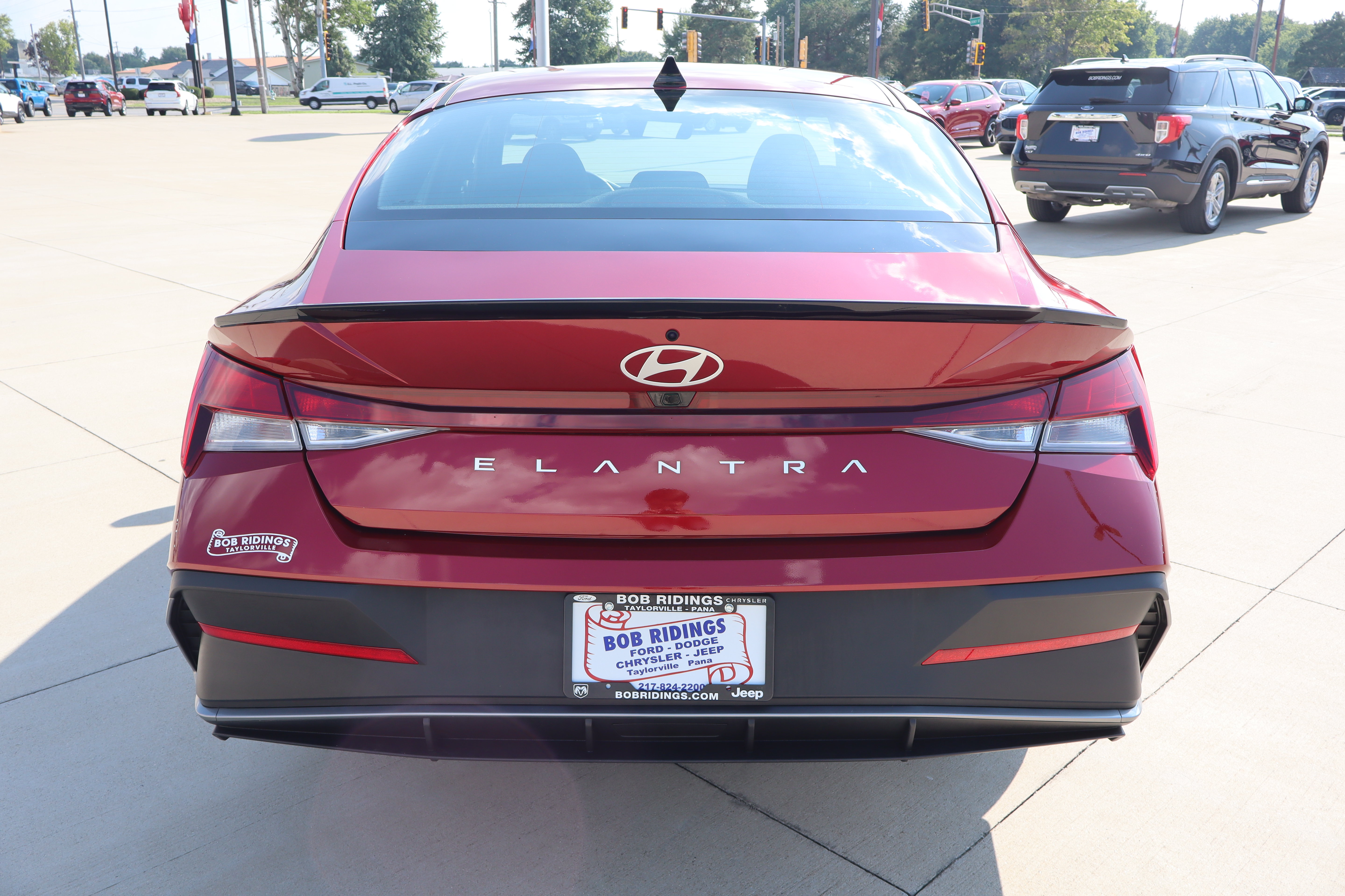 Used 2025 Hyundai Elantra Sport FWD image 6