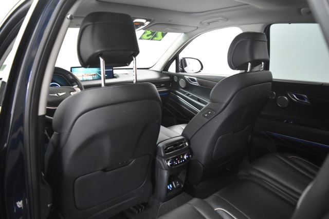 Used 2023 Genesis GV80 2.5T w/ Prestige Package image 18