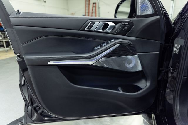 Certified 2025 BMW X7 M60i image 11