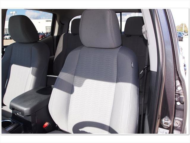 Certified 2019 Toyota Tacoma SR5 image 34