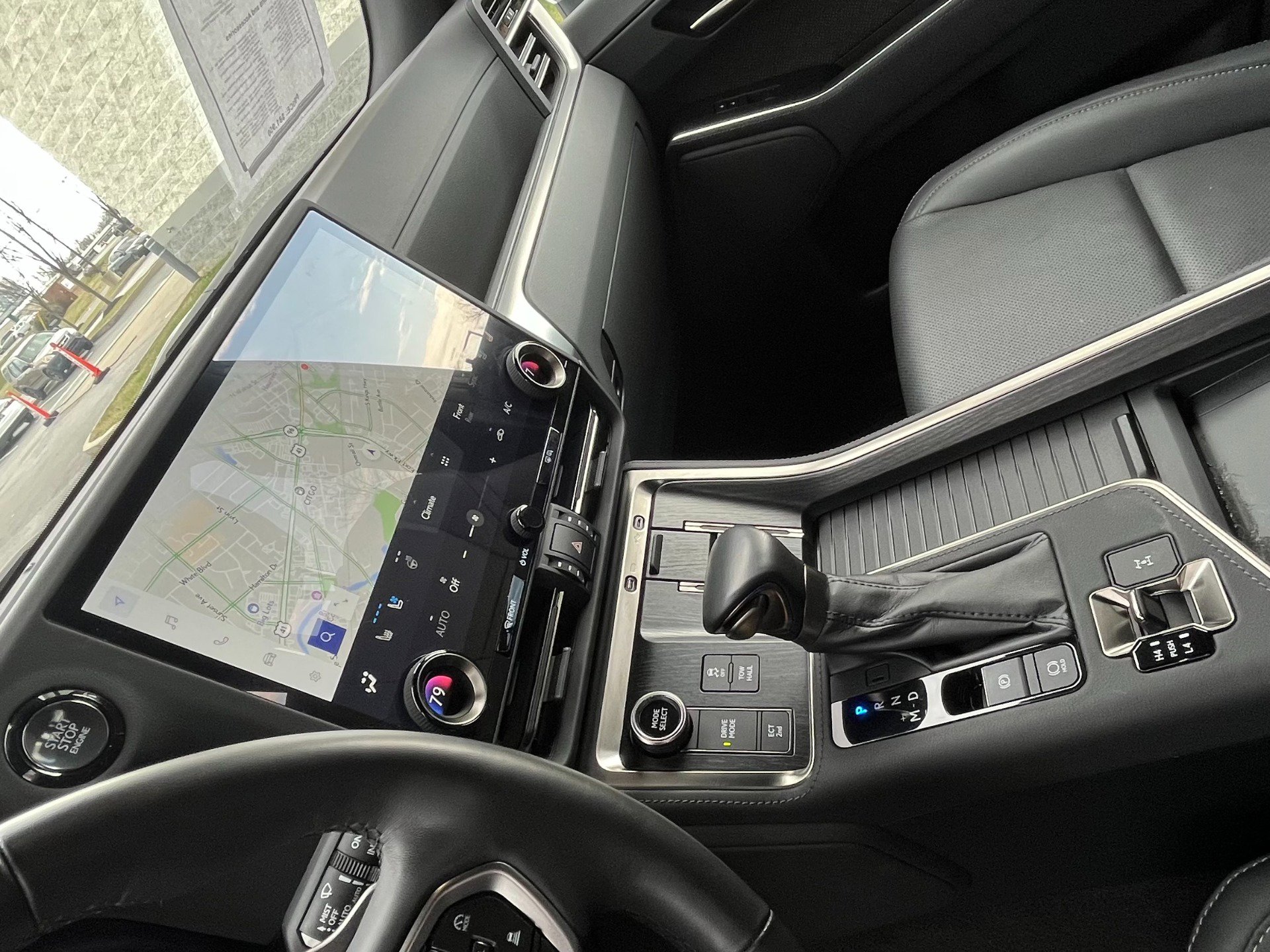 Used 2024 Lexus GX 550 w/ Accessory Package (Z1) image 62