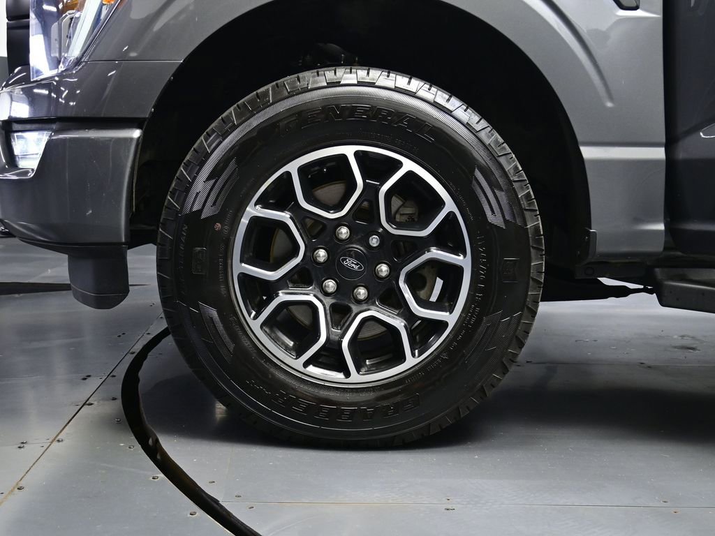 Used 2022 Ford F150 XLT w/ Equipment Group 302A High image 25