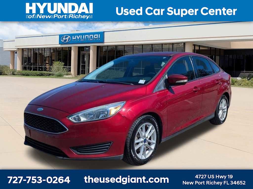 Used 2016 Ford Focus SE image 1