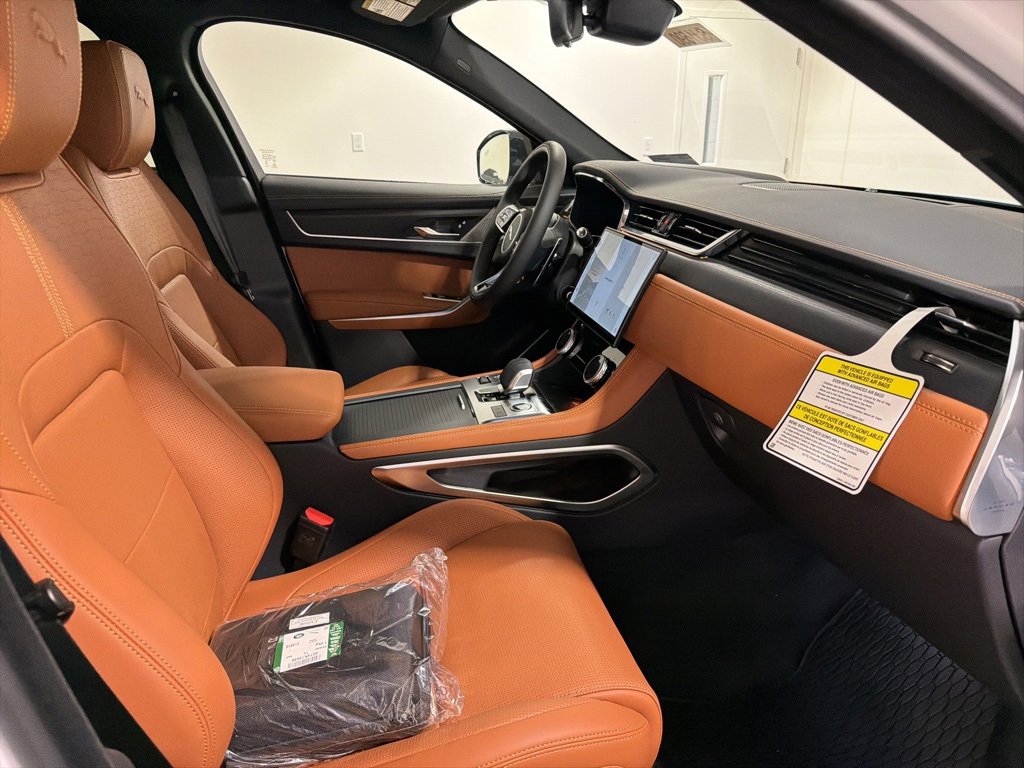 New 2026 Jaguar F-PACE R-Dynamic S image 25