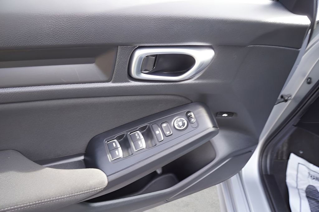 Used 2025 Honda Civic Sport image 8