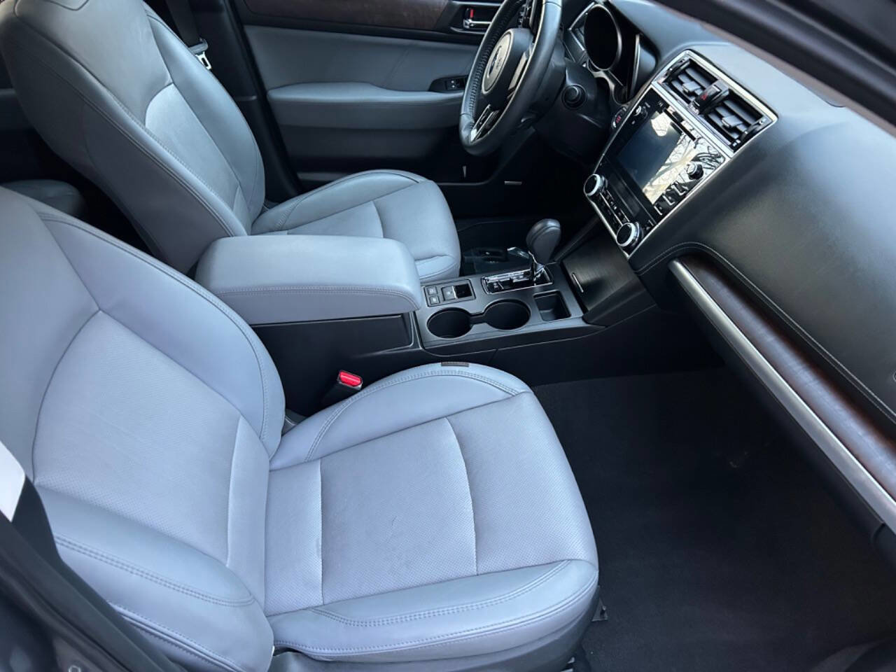 Used 2018 Subaru Outback 3.6R Limited image 12