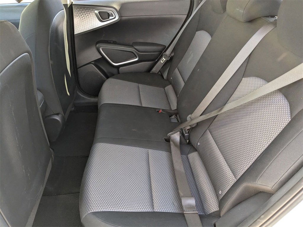 Used 2024 Kia Soul LX w/ Option Group 015 image 27