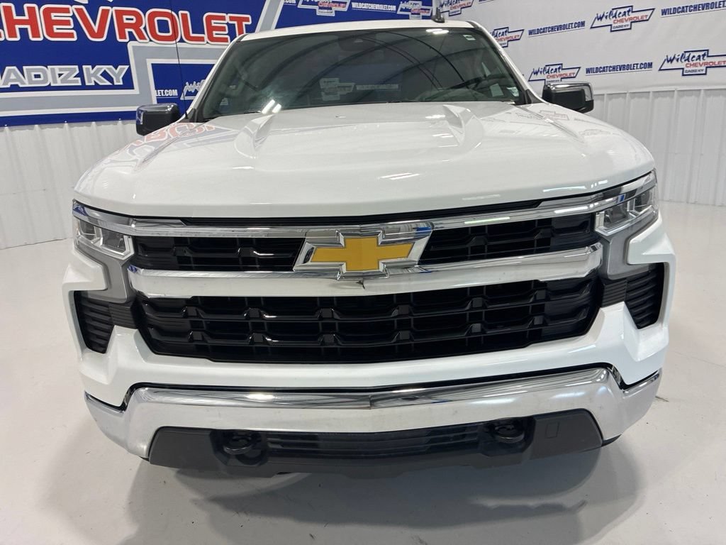Used 2025 Chevrolet Silverado 1500 LT AWD/4WD image 10