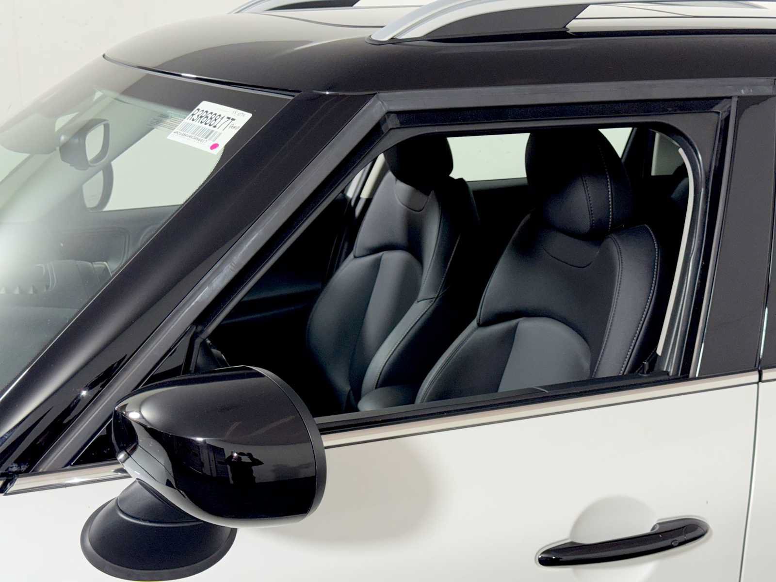 Used 2024 MINI Cooper Countryman S w/ Premium Package AWD/4WD image 29