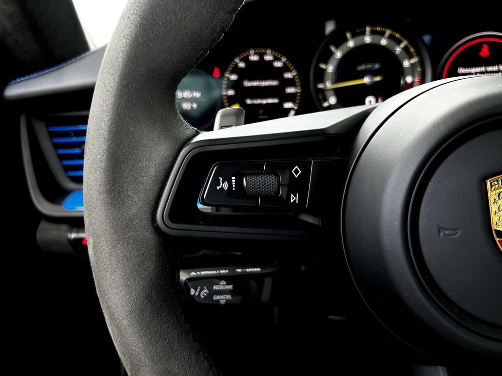 Used 2022 Porsche 911 GT3 RWD image 17