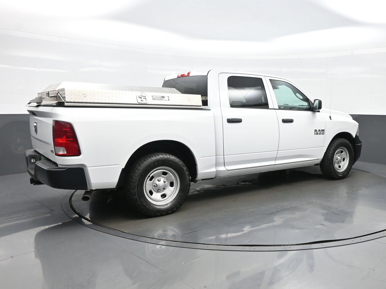 Used 2018 RAM 1500 Tradesman w/ Popular Equipment Group RWD image 8