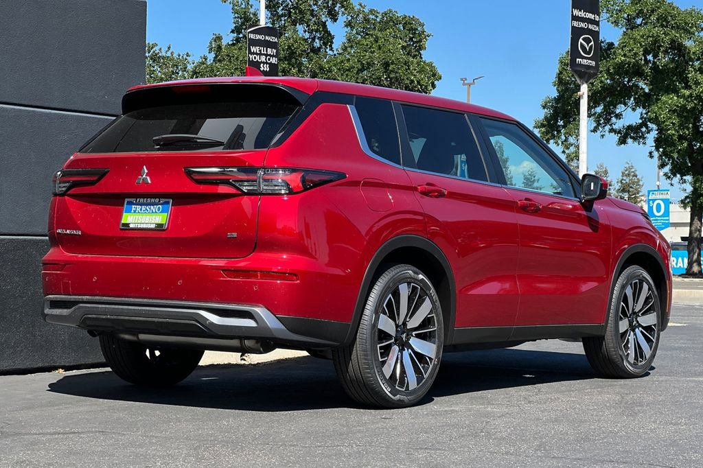 New 2026 Mitsubishi Outlander SE FWD image 5