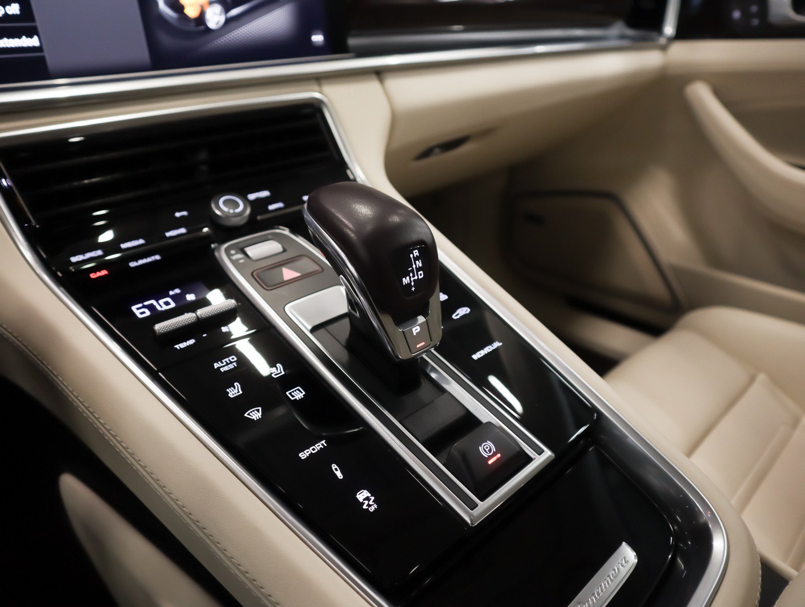 Certified 2023 Porsche Panamera Platinum Edition RWD image 15