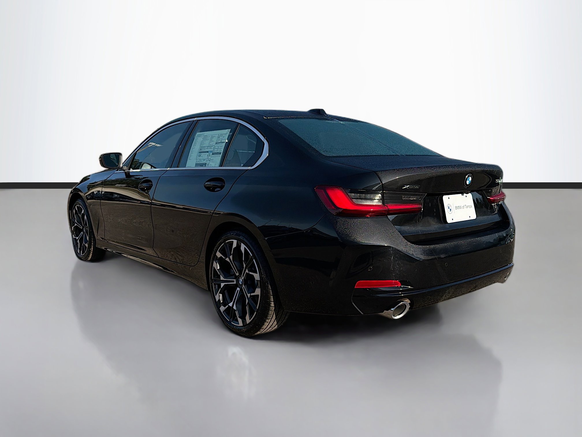 New 2026 BMW 330i xDrive Sedan w/ Parking Assistance Package image 5