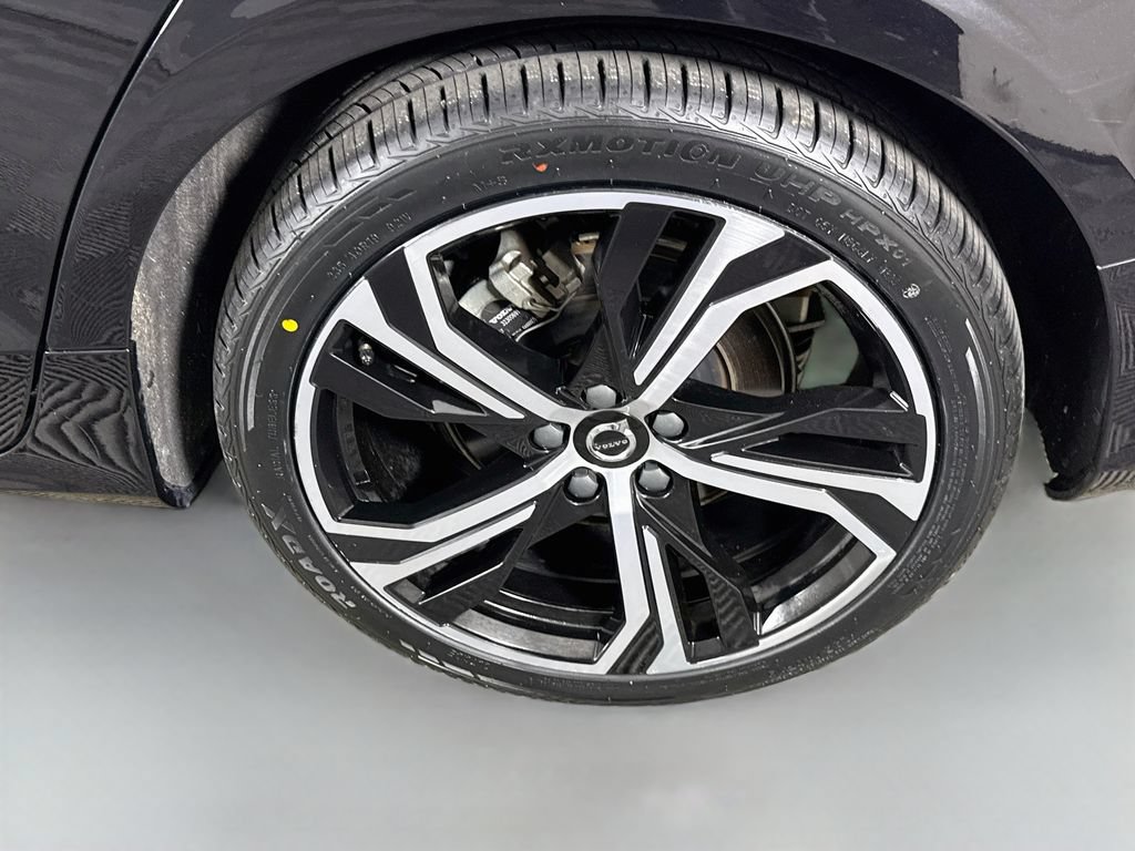 Used 2024 Volvo S60 B5 Core w/ Climate Package FWD image 32