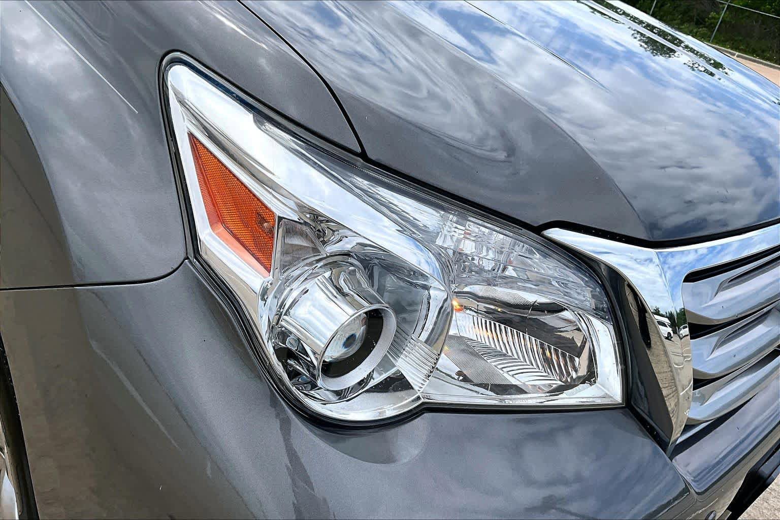 Used 2011 Lexus GX 460 w/ Comfort Plus Pkg AWD/4WD image 24