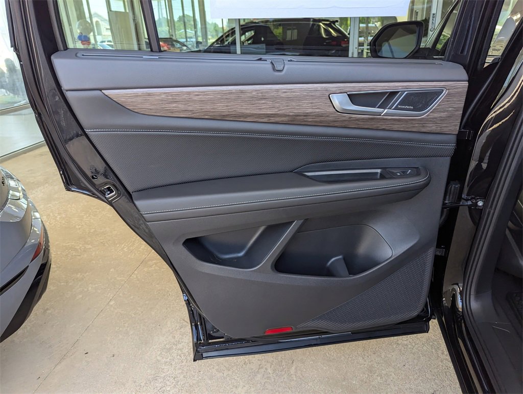 New 2025 Volkswagen Atlas SEL Premium R-Line image 30