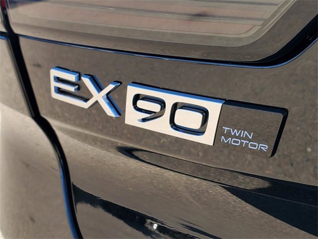 New 2025 Volvo EX90 Plus w/ Protection Package Premier image 8