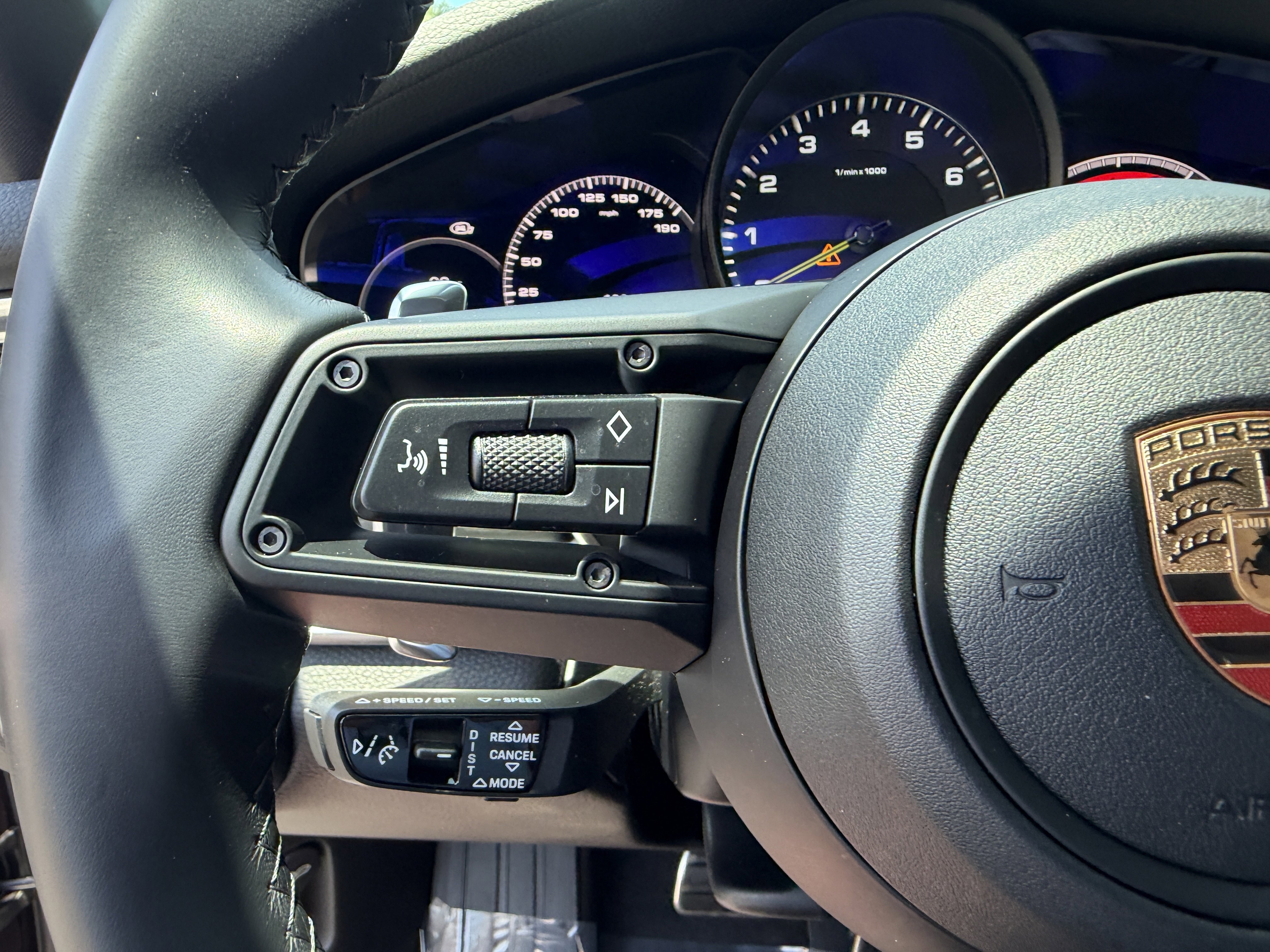 Certified 2023 Porsche Panamera AWD/4WD image 30