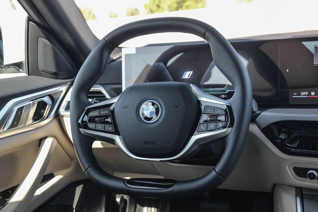 Used 2025 BMW i4 eDrive40 w/ Parking Assistance Package RWD image 15