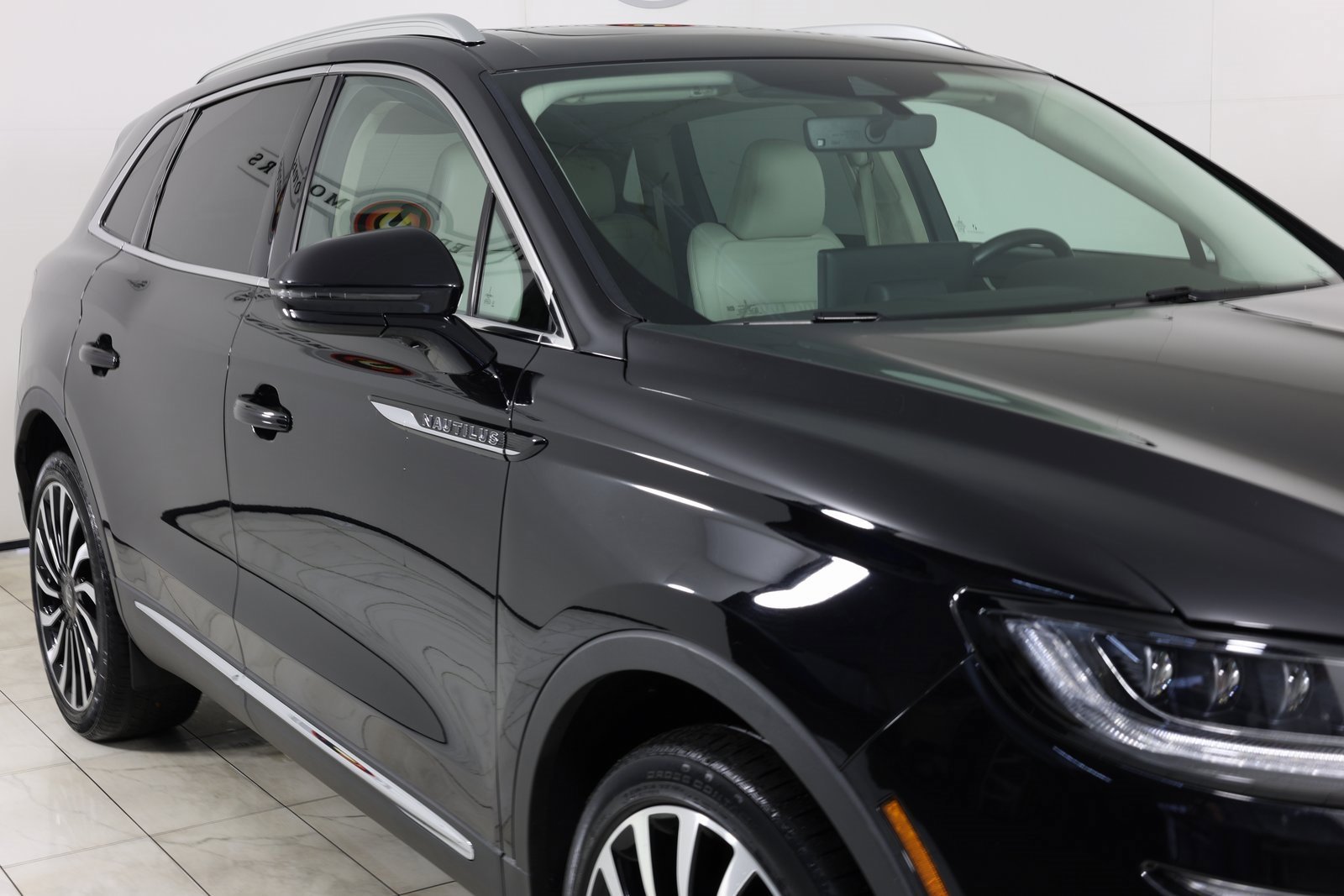 Used 2022 Lincoln Nautilus Black Label w/ Class II Trailer Tow Package image 38